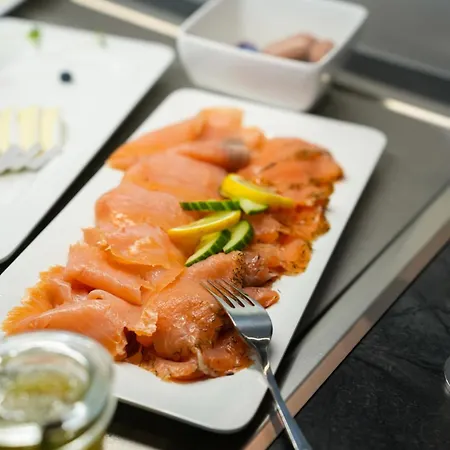 Ξενοδοχείο Frames Gmbh