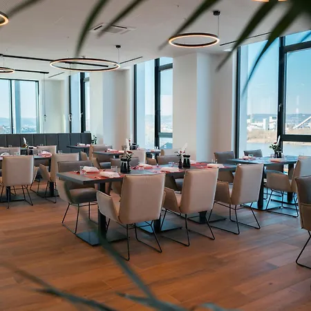 호텔 Frames Gmbh 4*