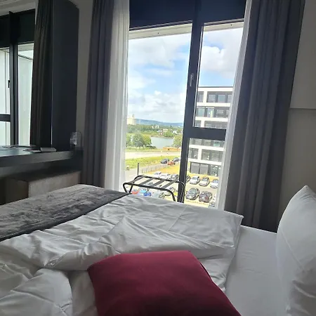 Frames Gmbh Otel