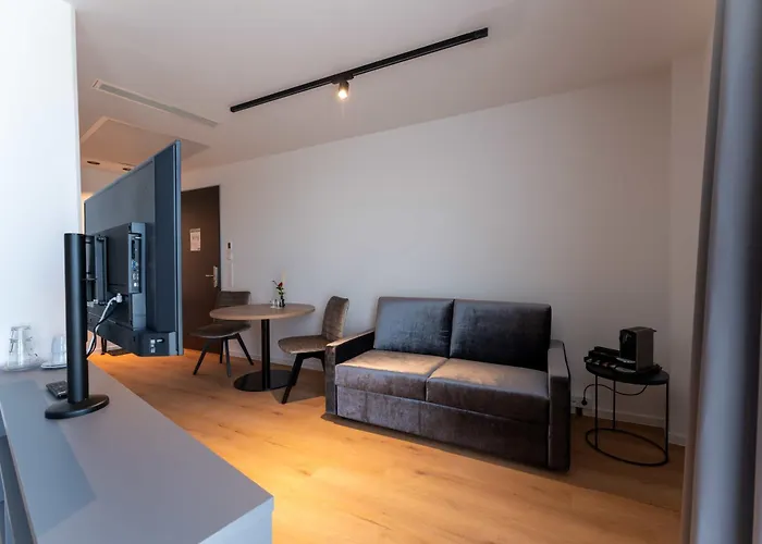 Frames Gmbh 호텔 4*